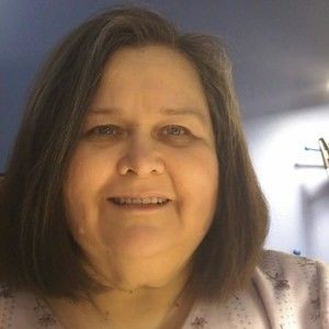 Meet your Posher, Lela